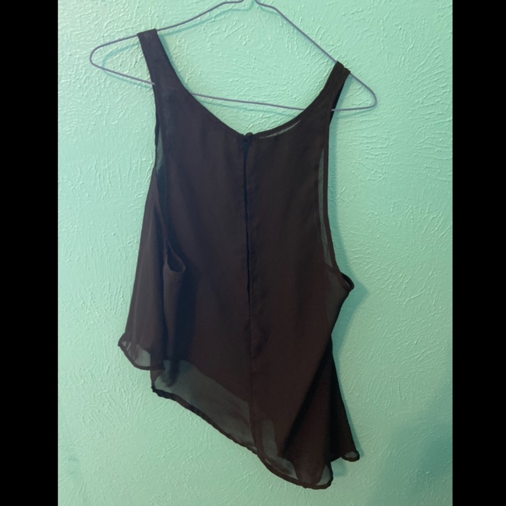 URBAN OUTFITTERS TANK